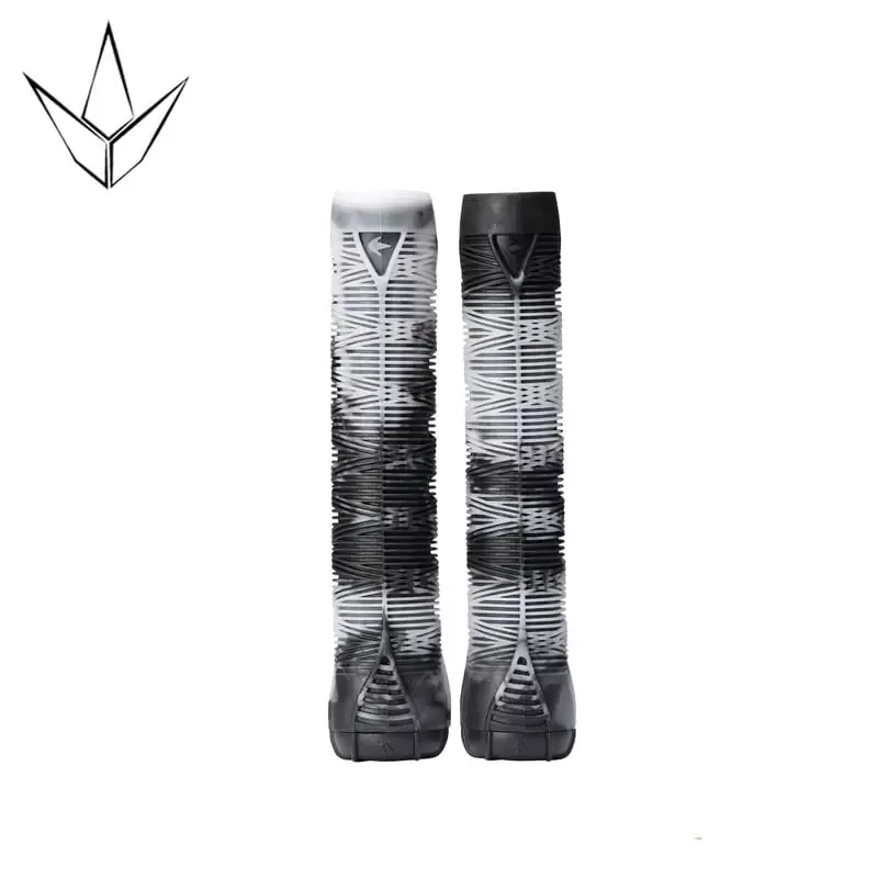 Blunt Hand Grip V2 White Black