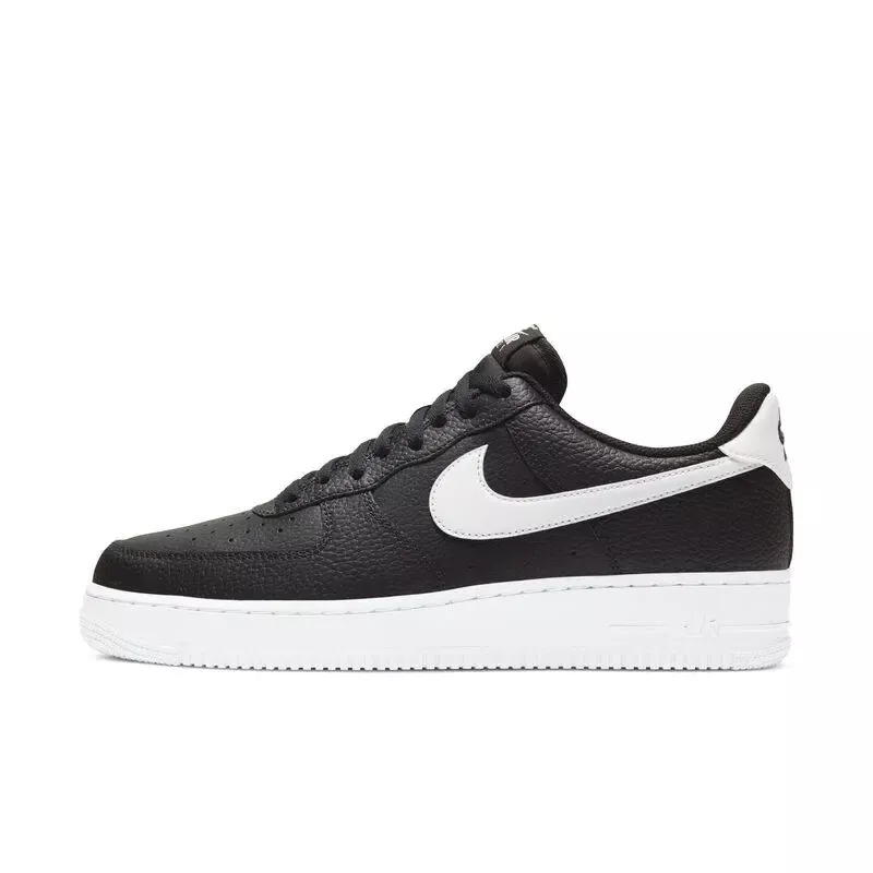 Nike AIR FORCE 1 '07 Black/White 42